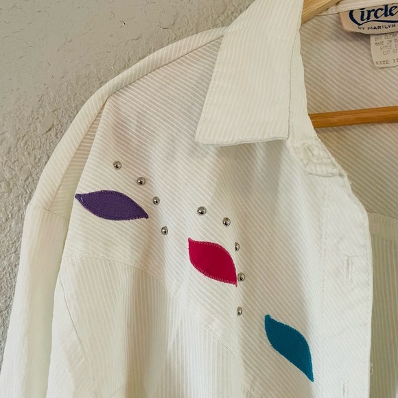 Vintage Button up Circle T Western Long Sleeve Top - Picture 9 of 12